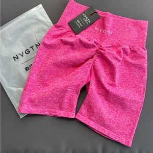 NVGTN scrunch shorts